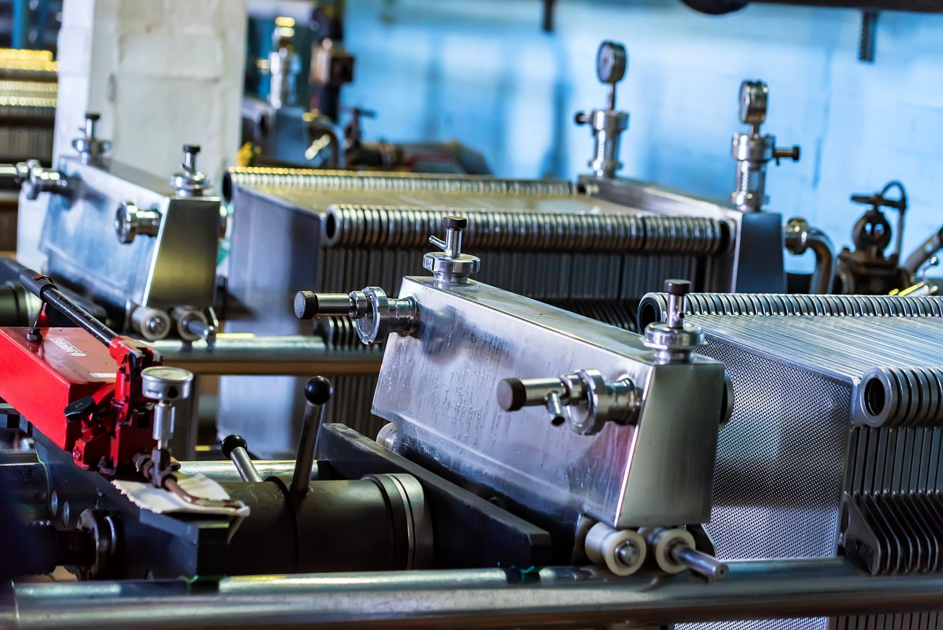 Industrial cartridge filter mechanism at winery